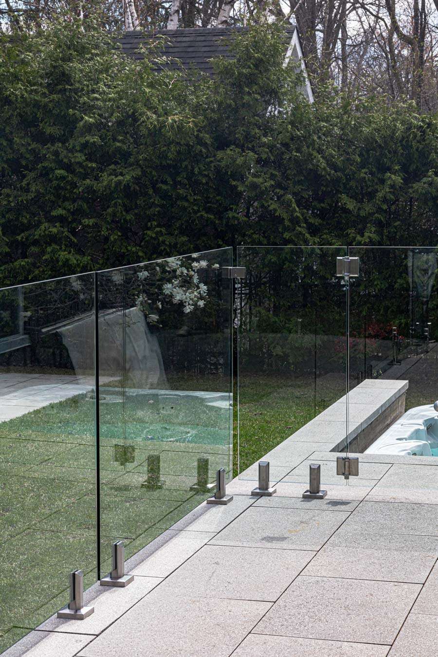 clôture de verre